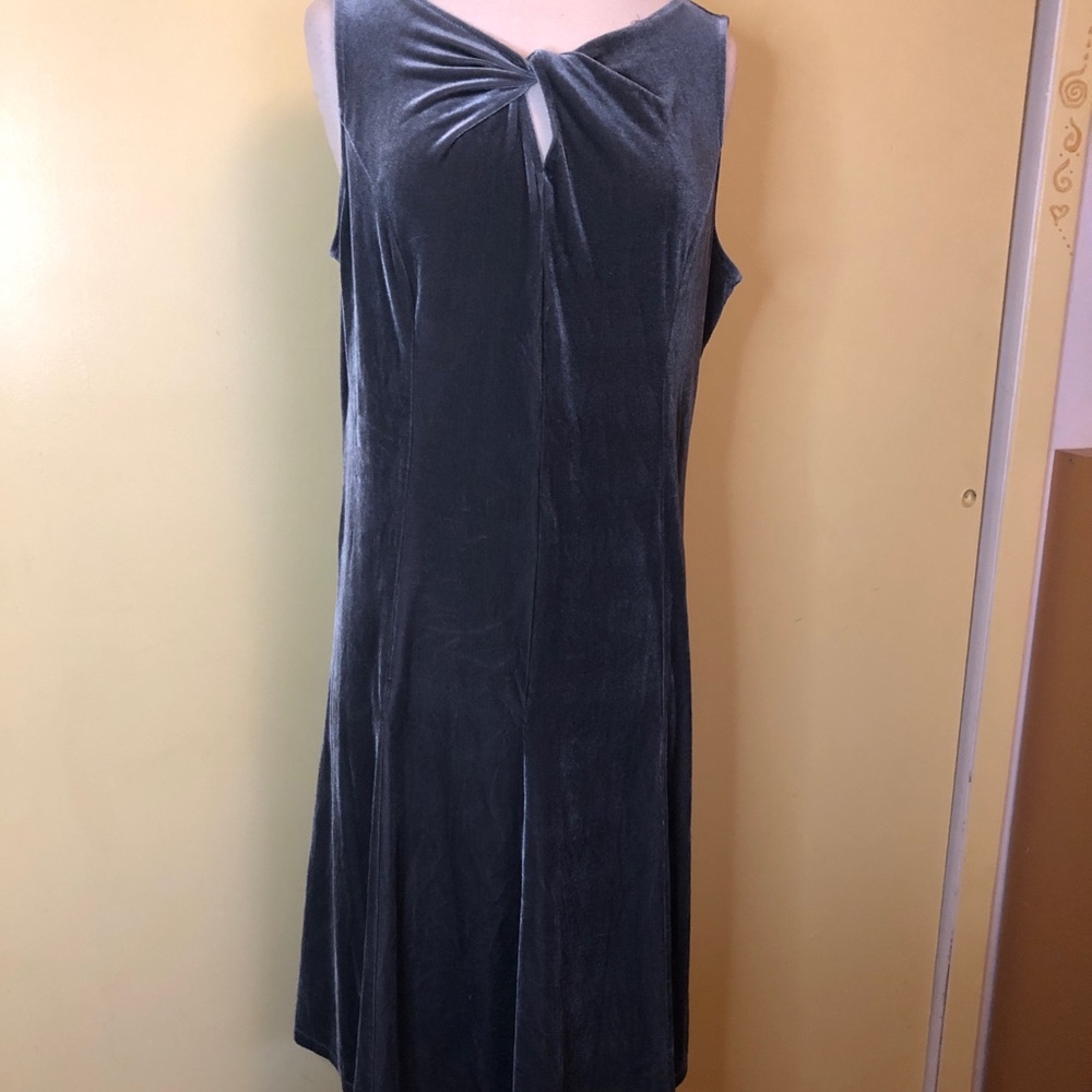 Susan Graver sleeveless grey velvet dress size large